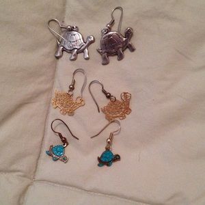Turtle earrings