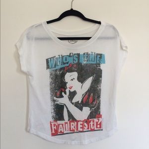 CLEARANCE💥Snow White Top 🍎