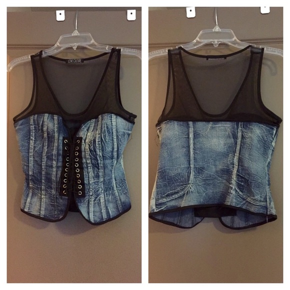 Laced up denim top!