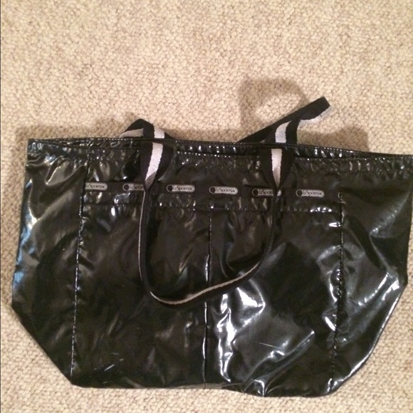 Black shiny Le Sportsac tote