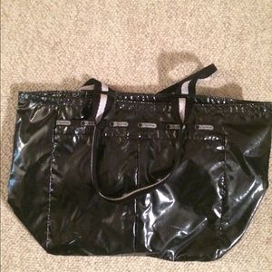 Black shiny Le Sportsac tote