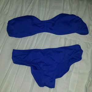 Ruched vibrant blue bikini