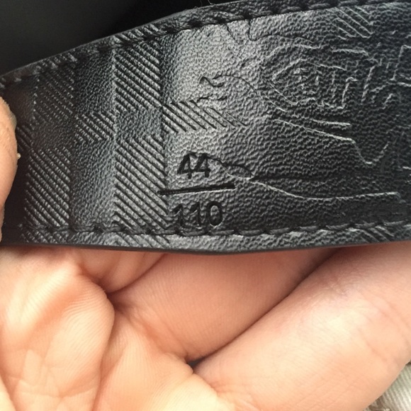 Burberry belt 110cm