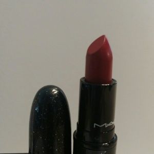 New MAC salon rouge matte lipstick