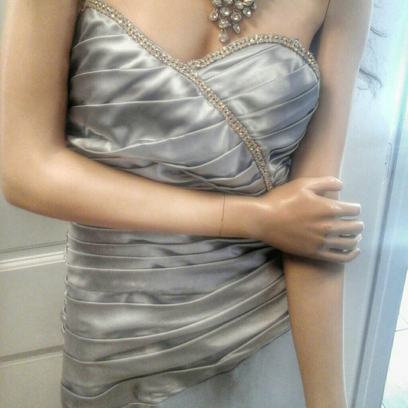 Prom Dress - Picture 2 of 4