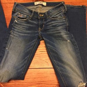 Hollister bootcut jeans! Size 0R.