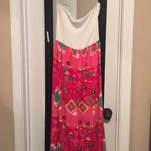 Maxi NEVER WORN !
