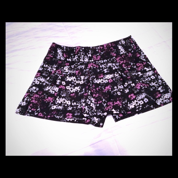 Floral print dressy shorts