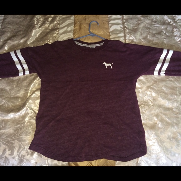VS PINK maroon crew