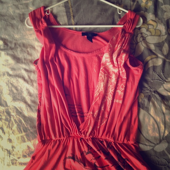 Soft peplum tank in a nice coral color - Picture 1 of 2