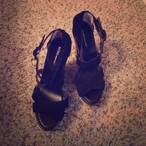 BCBG shoes
