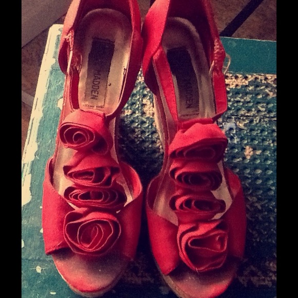 Red Rose T-Strap Wedges by Steve Madden