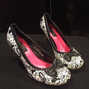 Skull heels