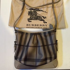 Burberry cross body purse