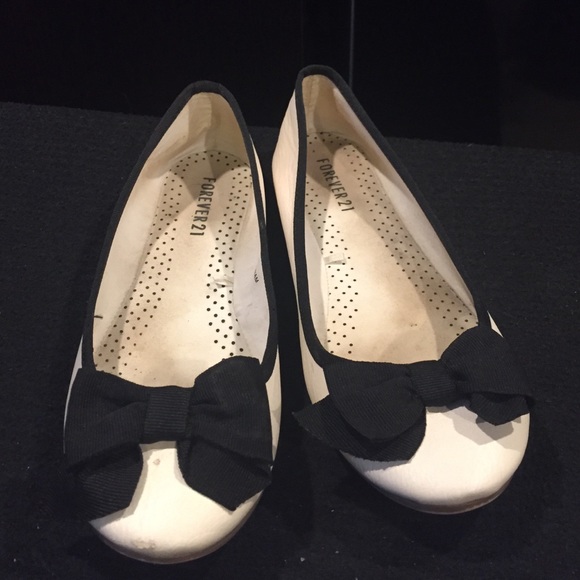 Ballet flats