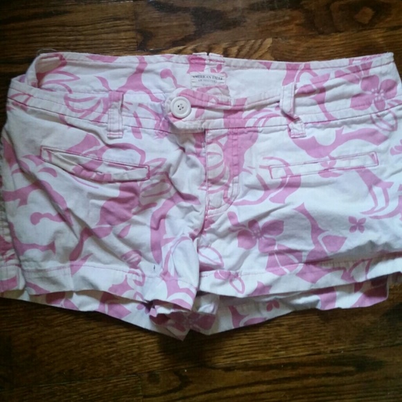 White and pink floral American Eagle shorts
