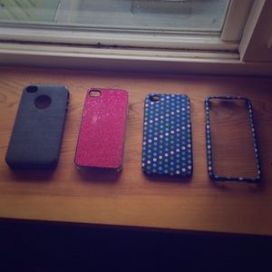 🚫 SOLD 🚫 Three iPhone 4/4s cases