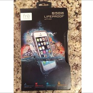 iPhone 5S LifeProof Case