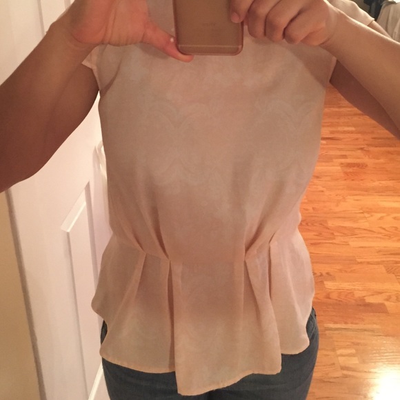 Top - Picture 2 of 3