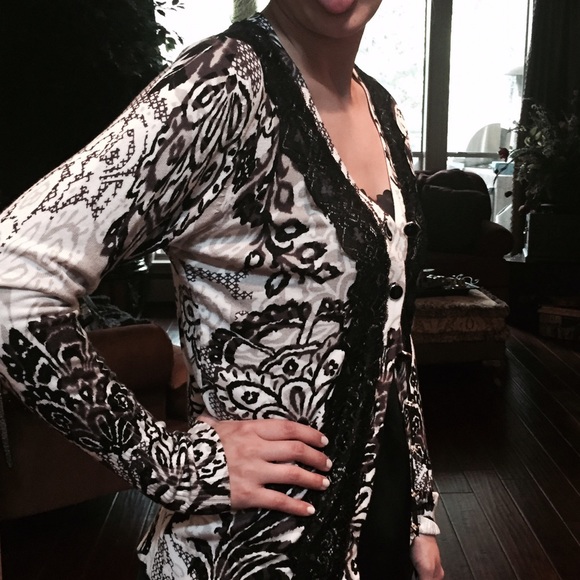 Sweater With Lace Accents & Adorable Buttons - Picture 4 of 4