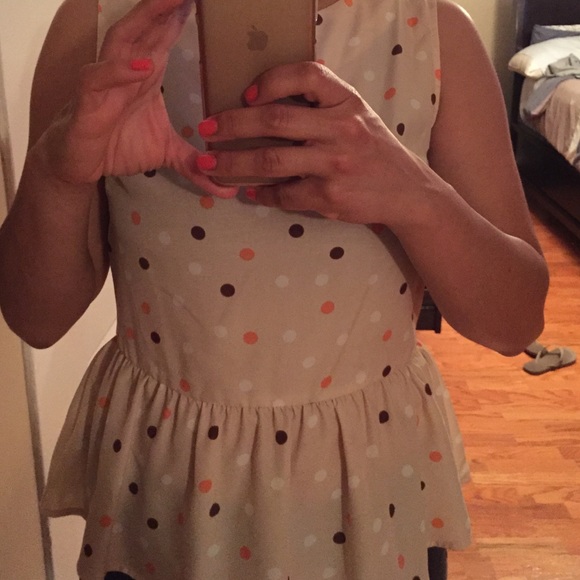 Top - Picture 2 of 3