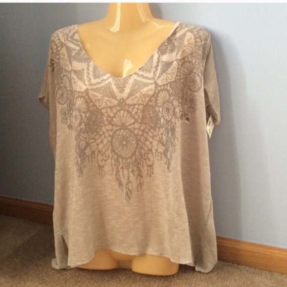 Aeropostale Tops - Aeropostale Terry cloth top