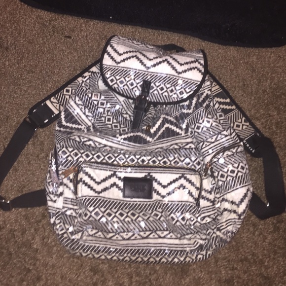 VS backpack great condition 💖