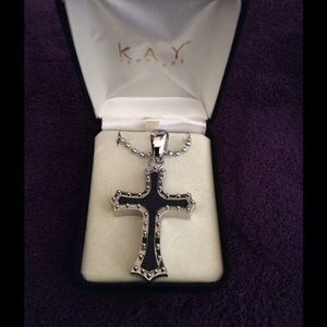 Men's cross heckles.