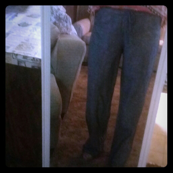 NWOT NY & COMPANY DENIM WASHED TROUSERS