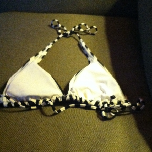 Black and white swimsuit top. - Picture 2 of 2