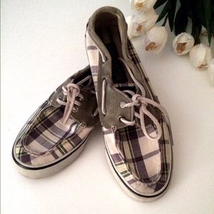 Plaid Sperry top-sider boat shoes•