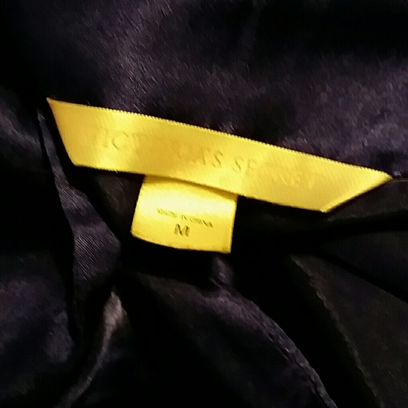 VS gorgeous night shirt - Picture 3 of 3