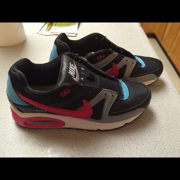 Nike Air Max Command