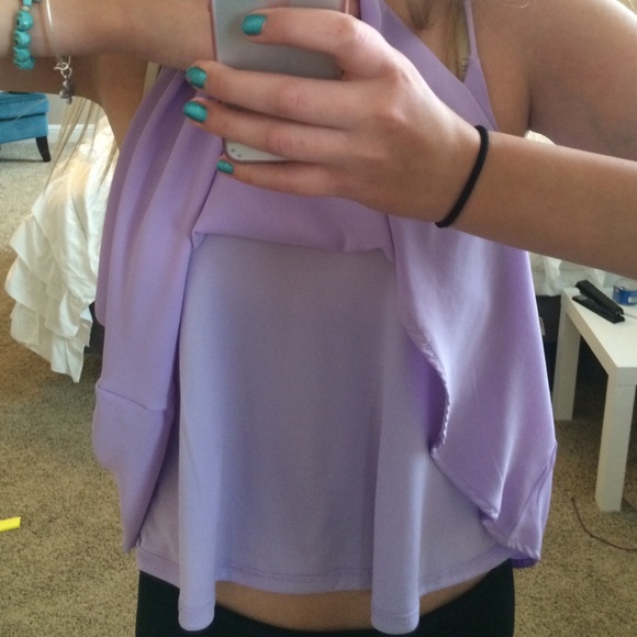 Lavender flowy top - Picture 3 of 3