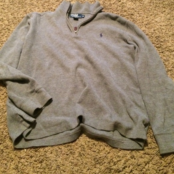 Polo 1/4 zip pullover. Size Medium.