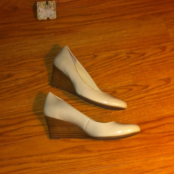 nude Calvin Klein wedges