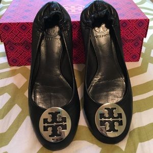 Tory Burch black-silver flats