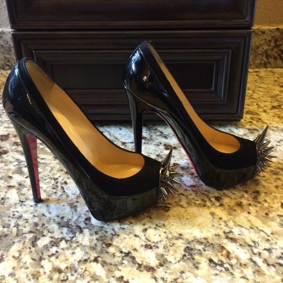 Pumps - Picture 3 of 4