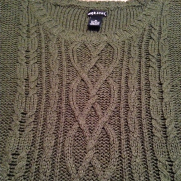 Sweater - Picture 2 of 4