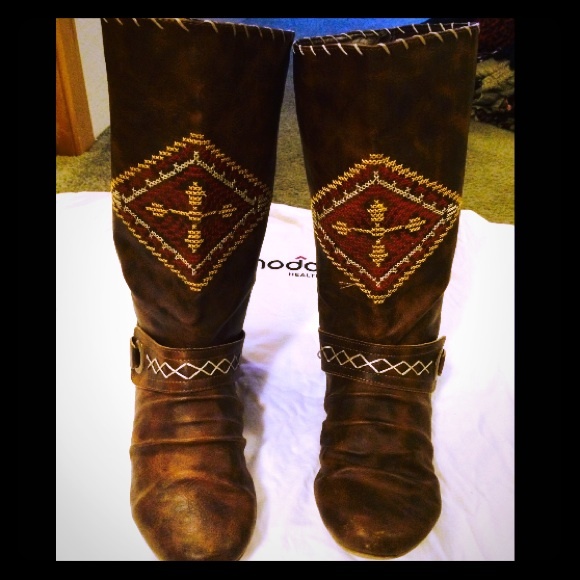 Indian style boots
