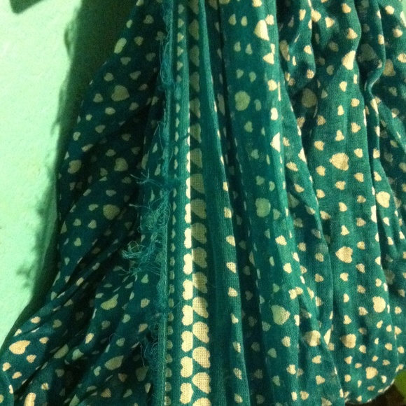 Patterned scarf - Picture 3 of 3