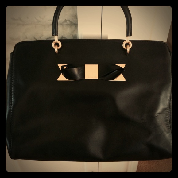 HARD TO FIND Ted Baker Handbag - Picture 1 of 4