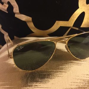 Ray ban aviator *authentic*