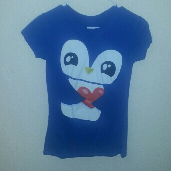 Penguin love top