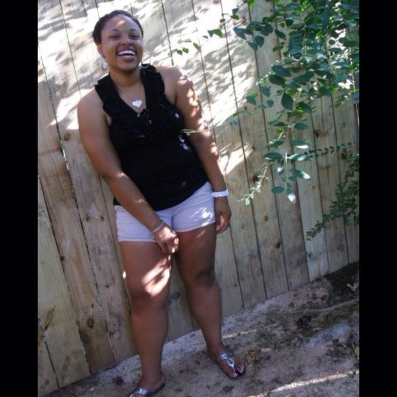 🎀Get To Know Your Seller🎀 - Picture 4 of 4