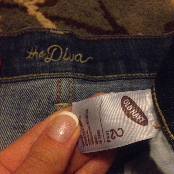 Old navy size 2 long jeans. - Picture 2 of 3