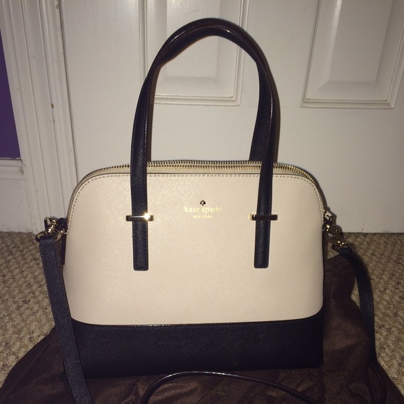 Brand New with tags Kate Spade purse!!!