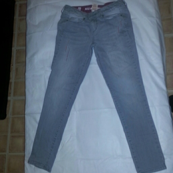 Jeans - Picture 2 of 2