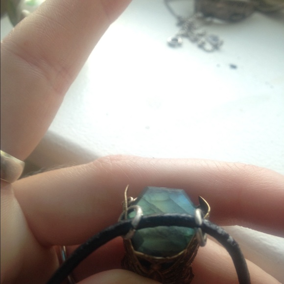 Labradorite butterfly wrap - Picture 3 of 3
