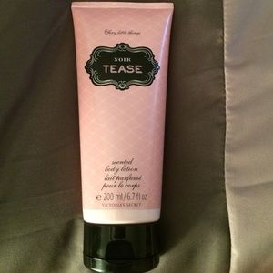 Noir Tease Victorias Secret Lotion